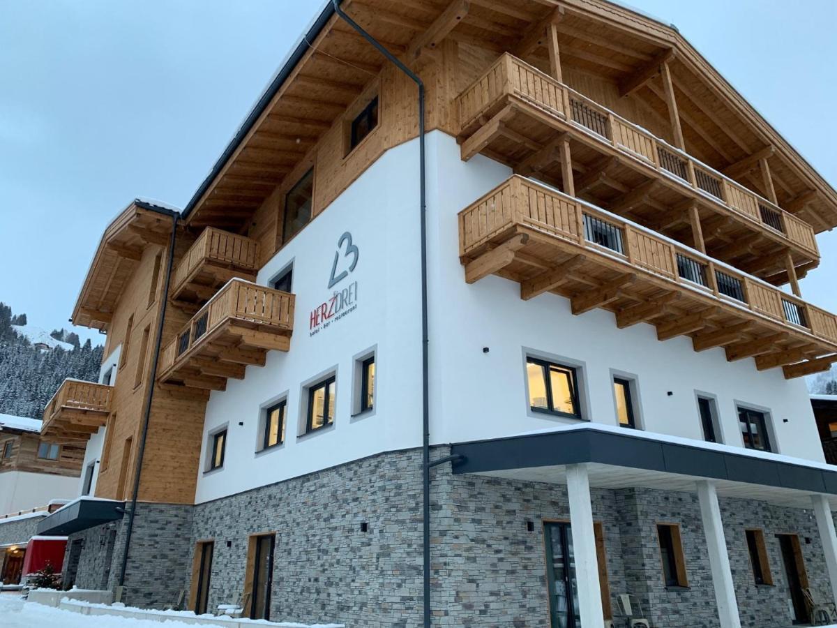 Hotel Herz3 3*